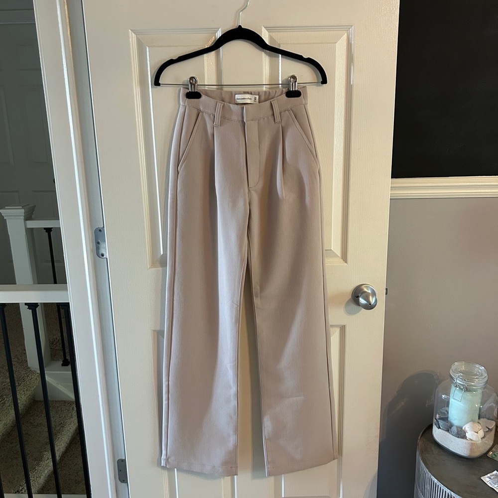 Abercrombie Tailored Pant